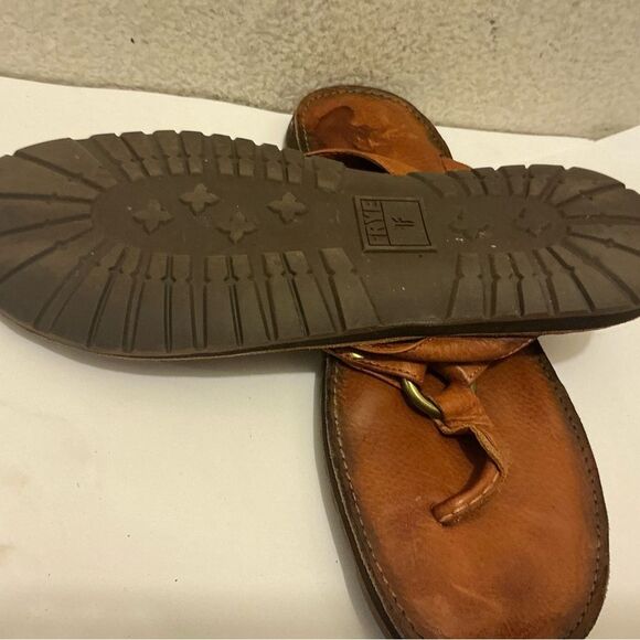 Frye leather  thong sandals size 12 main image 4